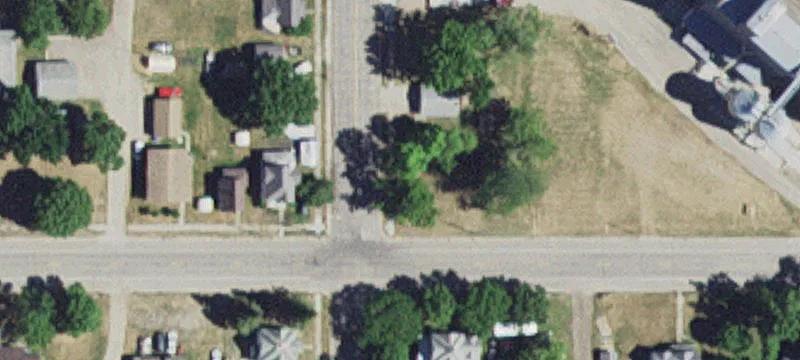 216 3rd St
