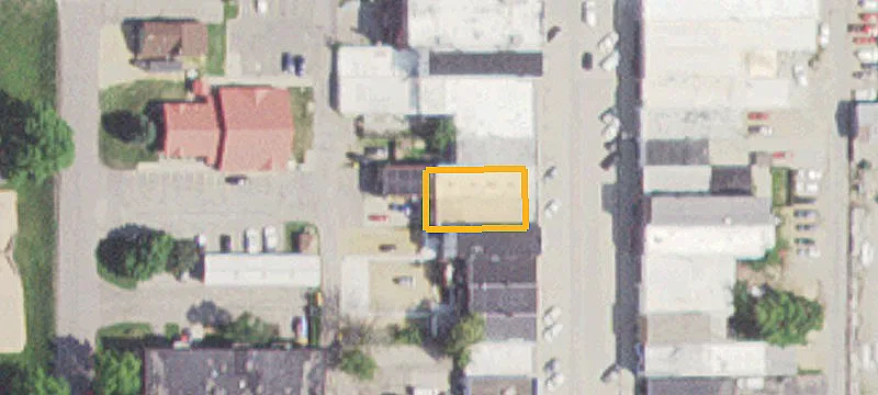 120 Main St