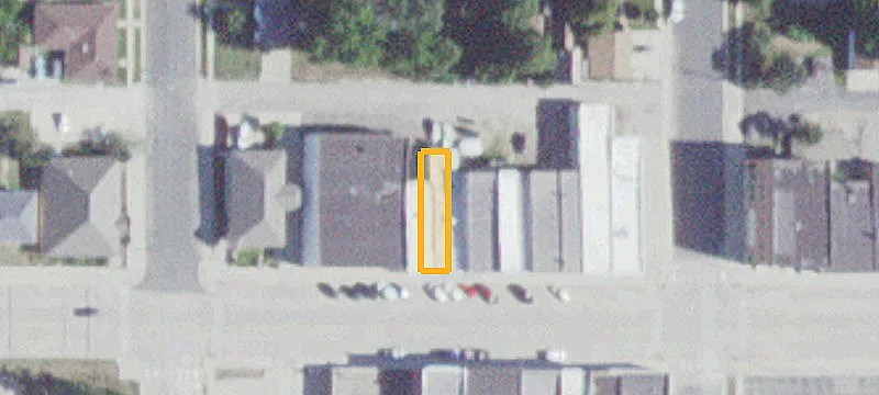 30 Main St