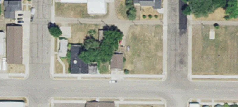 331 2nd W Ave