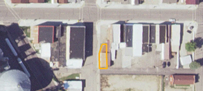 1027 Broadway