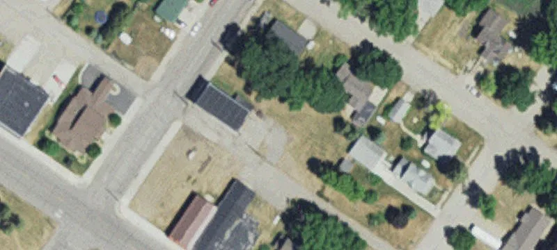 404 Hollis N St