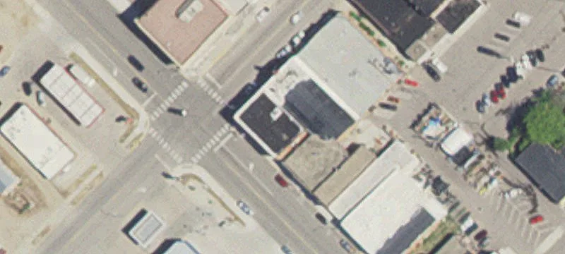 105 Saint Olaf N Ave