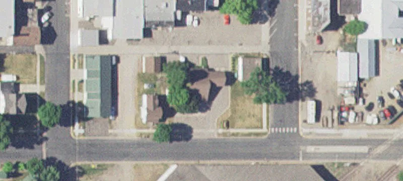 203 Adams St