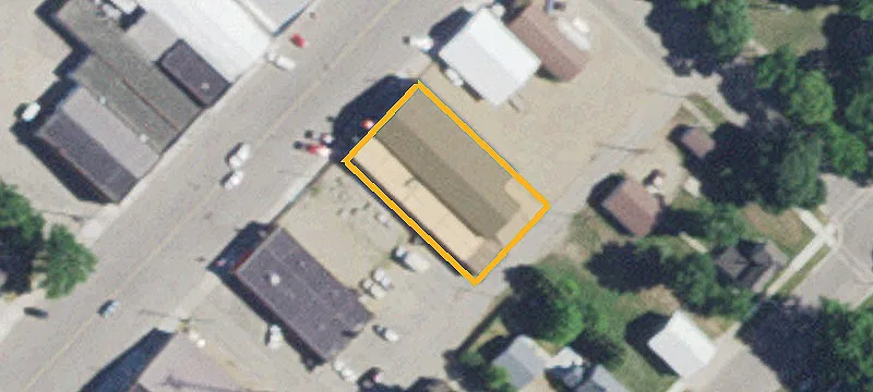 124 Vernon Ave