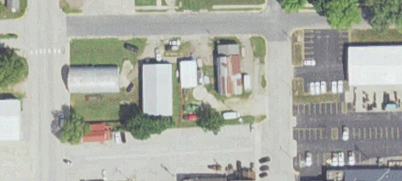 110 Plum St