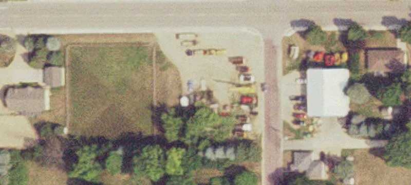 551 Ctr Ave
