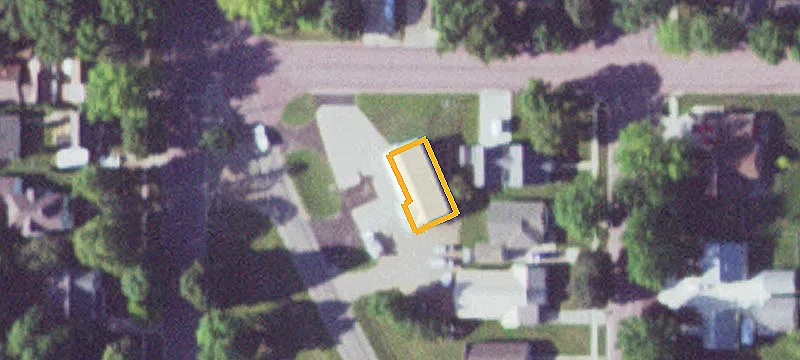 3009 Maple Ave