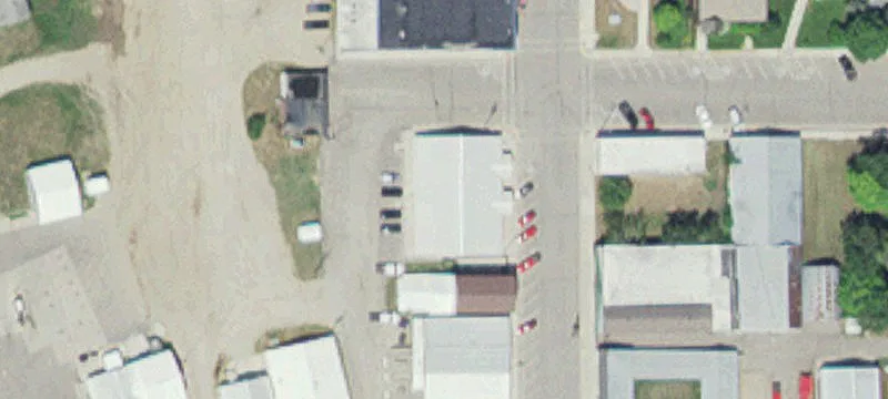 127 2nd NW Ave