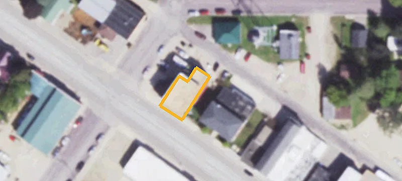 128 Main St