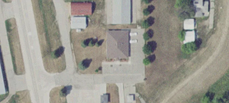 10 2nd S Ave