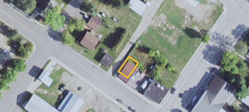 709 4th Ave