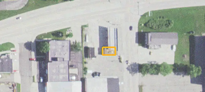 901 Main St