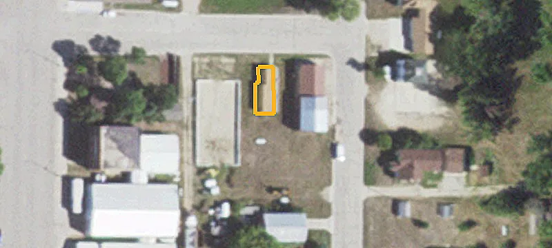 106 2nd W St