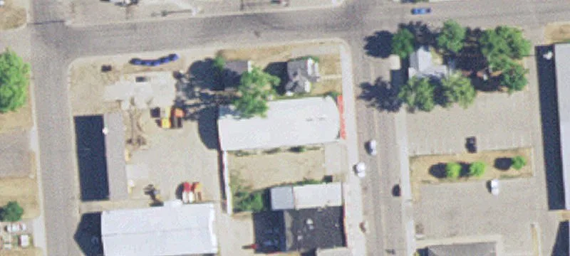 122 3rd N St