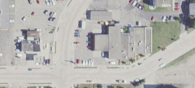 1200 Main St