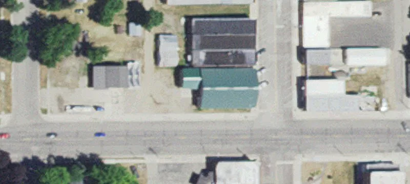 242 2nd S Ave