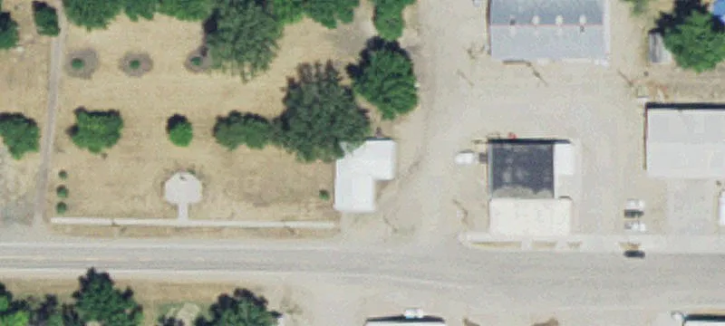 511 2nd W Ave