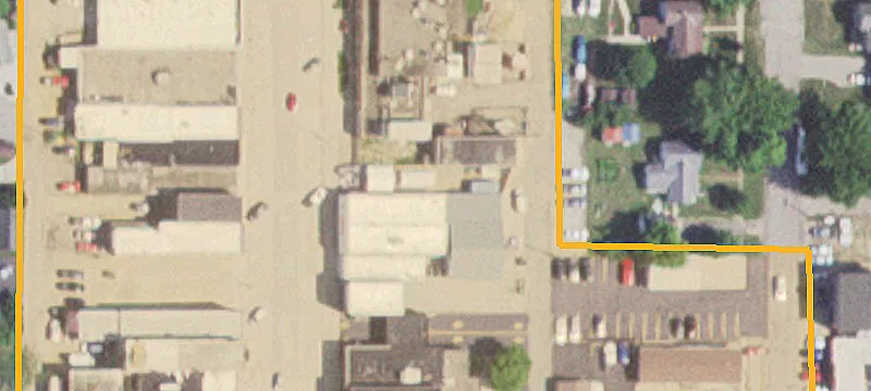 215 Main St