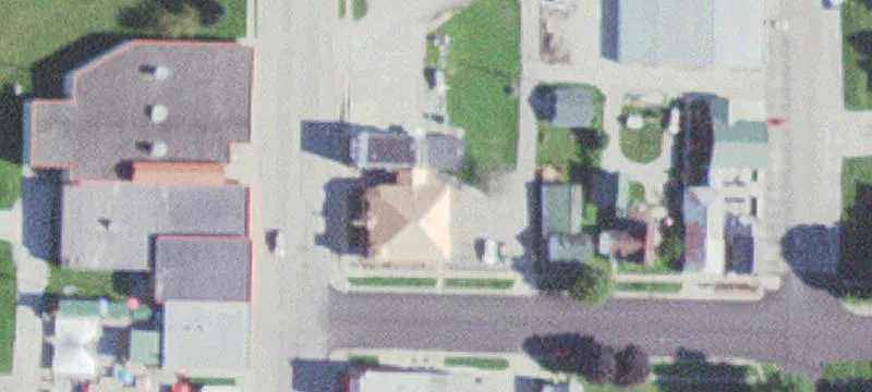 101 Main St