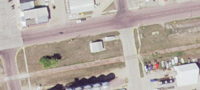 18 Frnt St