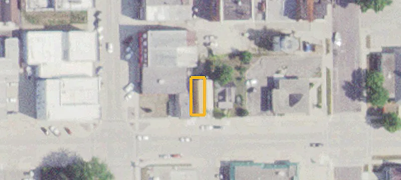 111 7th St
