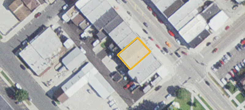 217 Main S St