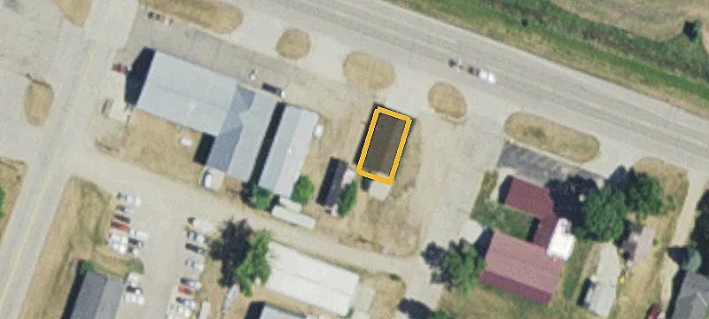 114 Hwy 12th E