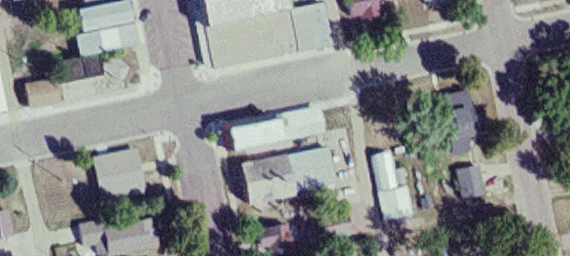 106 3rd E Ave