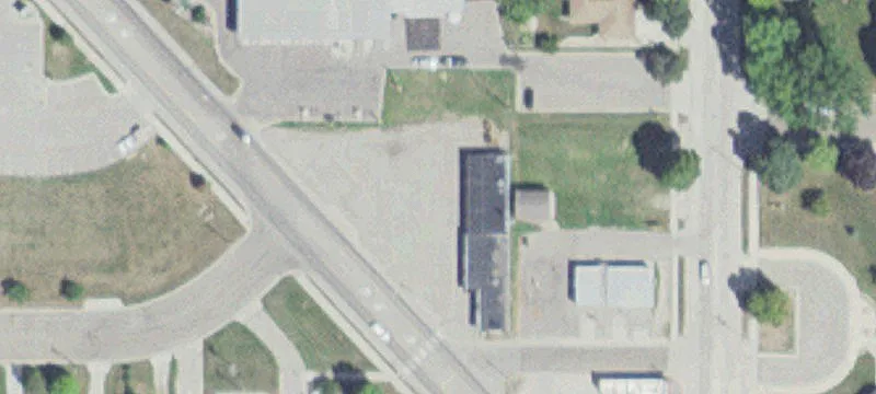 1301 Oak Ave