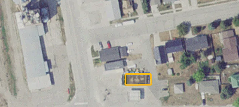 16 Main St