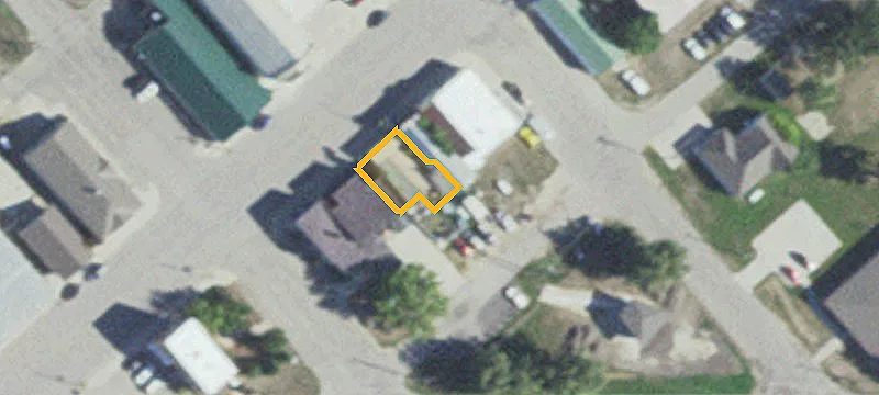 206 Main St
