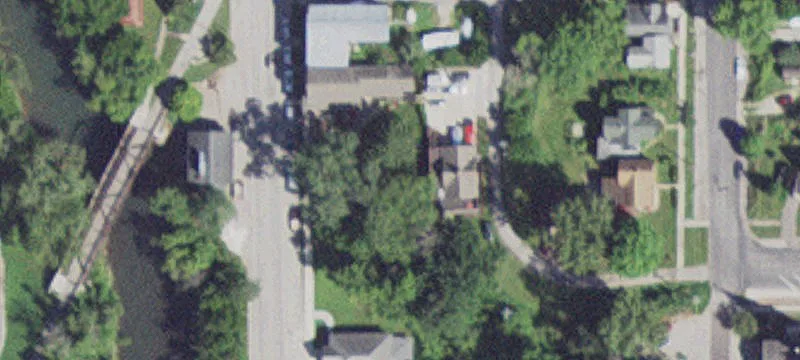 106 Pkwy S Ave