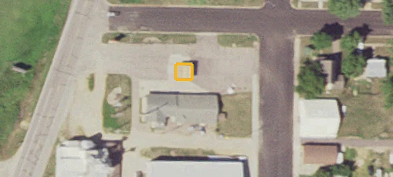 125 2nd W St
