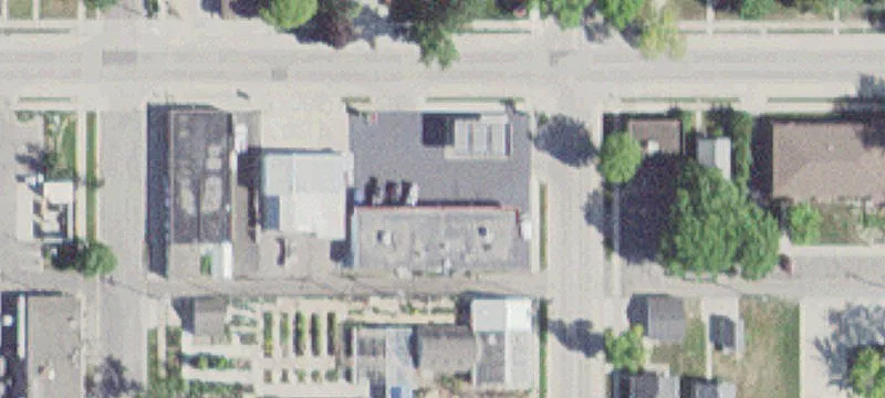 903 Oakland Ave