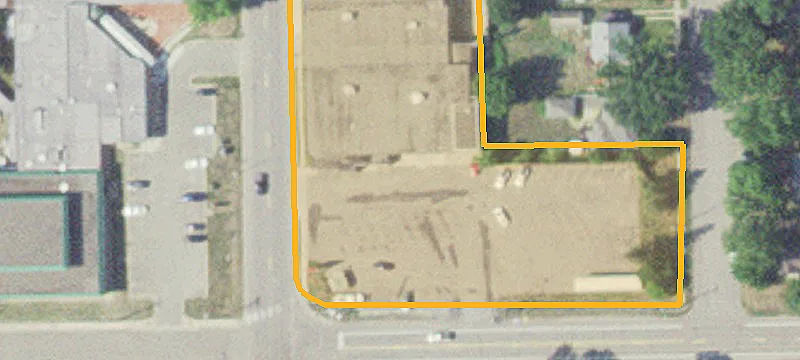 10 4th SE St
