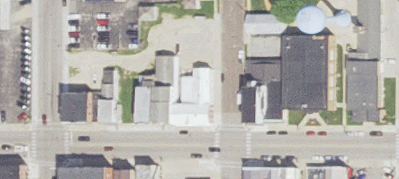 137 Main St