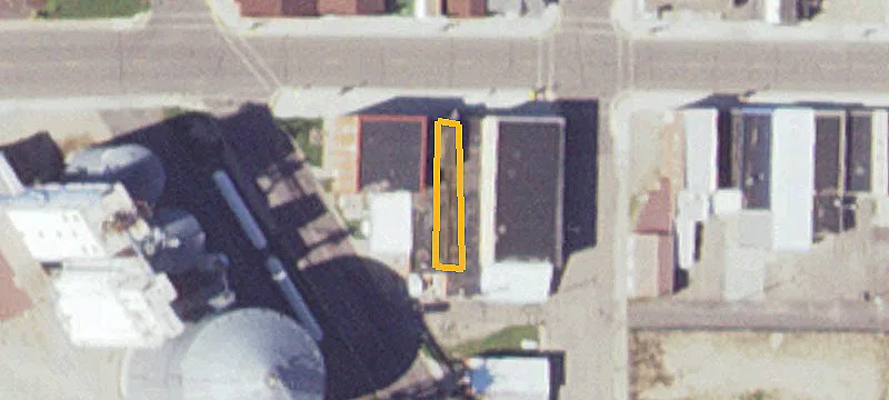 1105 Broadway