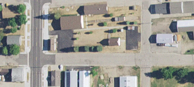 401 Main St