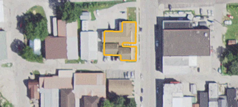207 Pkwy N Ave