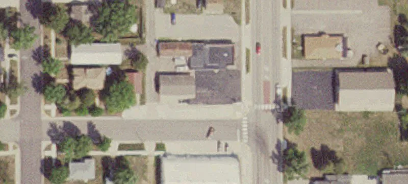 424 8th SE Ave