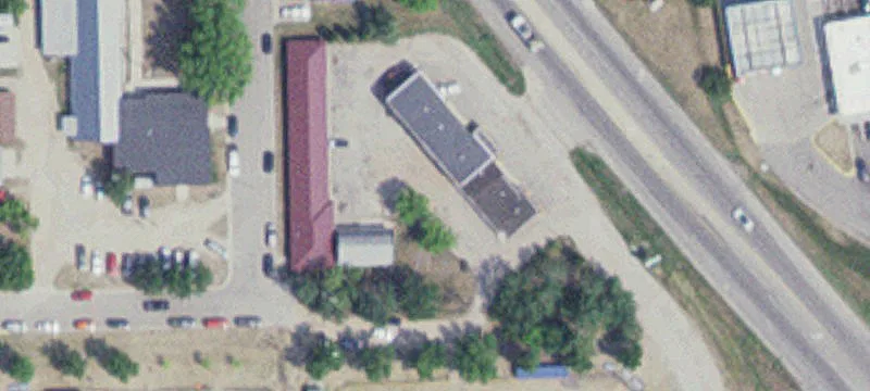 1510 Hwy 59th S