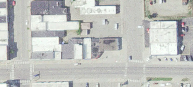 20 2nd NE St