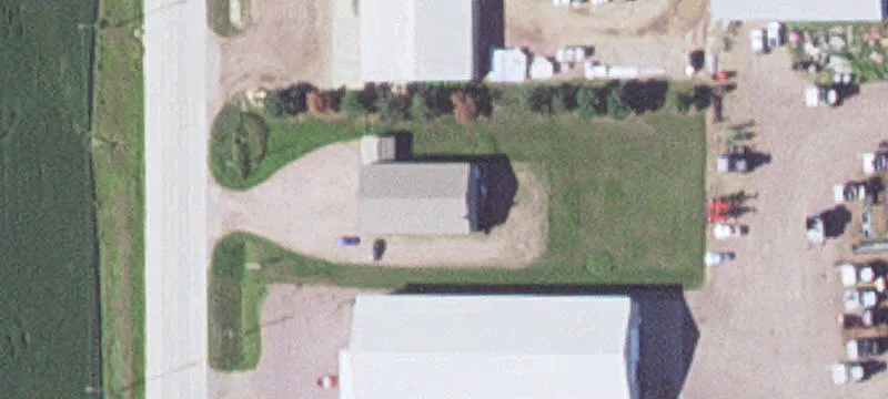 County Rd 1st N