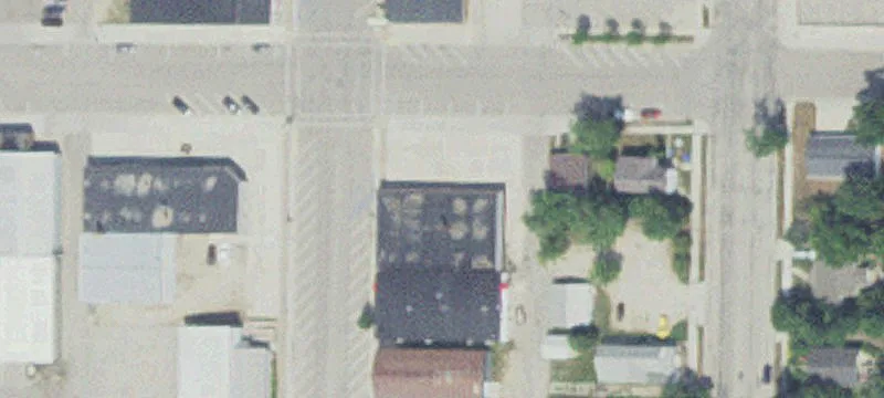 102 2nd SE St