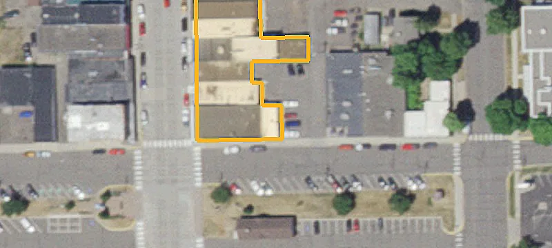 106 Railroad NE Ave