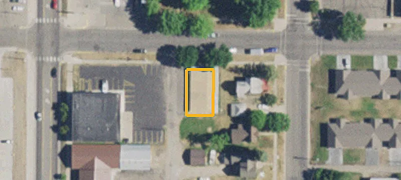 15 1st S Ave