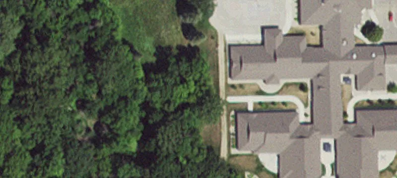 702 Smt Ave