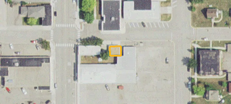 17 1st NE St