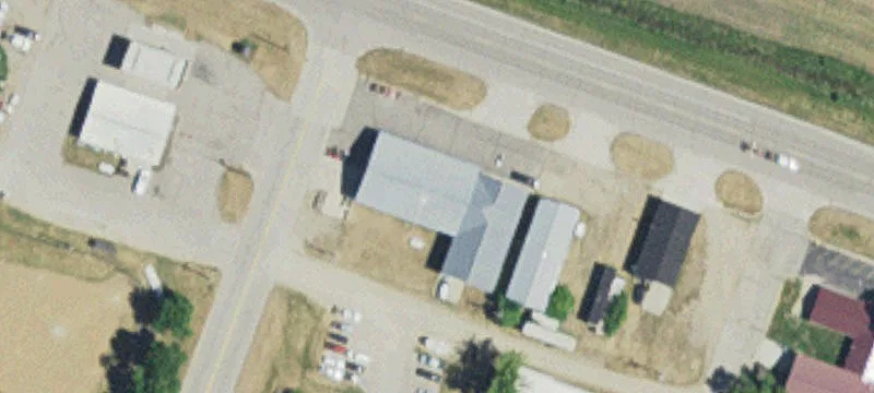 102 Hwy 12th E
